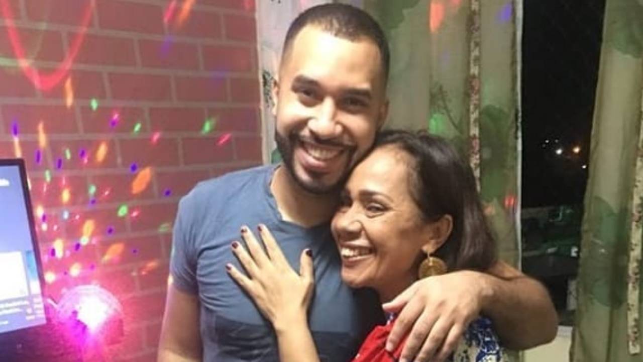 BBB21: Alvo de ameaças, mãe de Gilberto chega ao limite e pede mutirão para eliminar o filho: “Pesadelo”