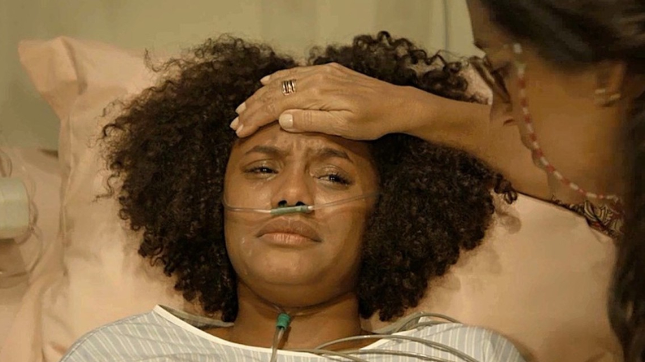 Amor de Mãe: Camila fica paraplégica após acidente premeditado por Thelma