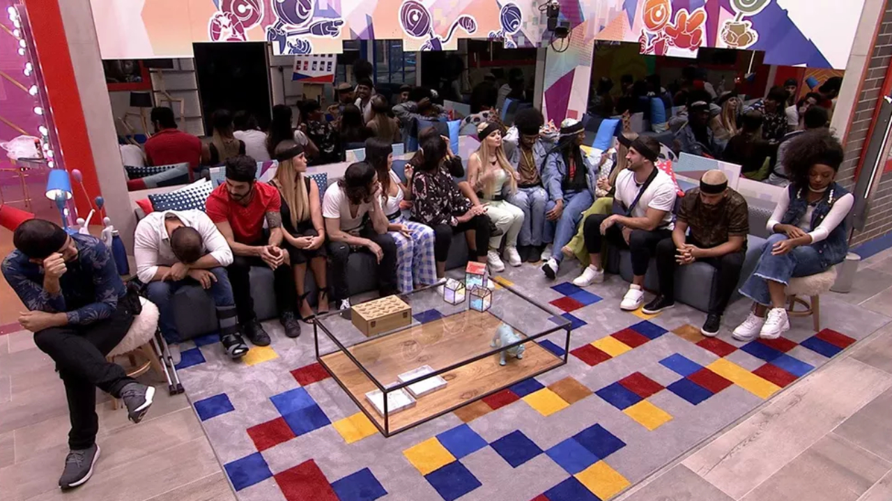 BBB21: É treta! Caio solta o verbo e protagoniza briga ao vivo com Carla Diaz