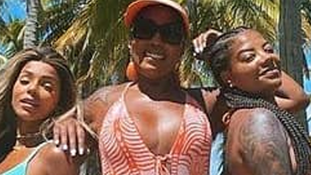 Ludmilla posa ao lado da mãe e da esposa em viagem e corpos esculturais roubam a cena: “Perdi tudo”