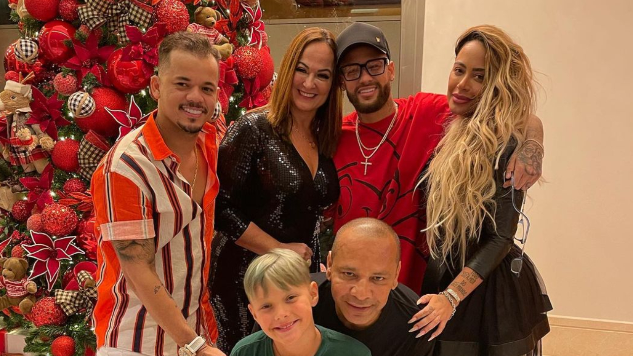 Mesmo após 1 ano fechado,  Neymar Jr. mantém todos funcionários de seu instituto e paga salário em dia