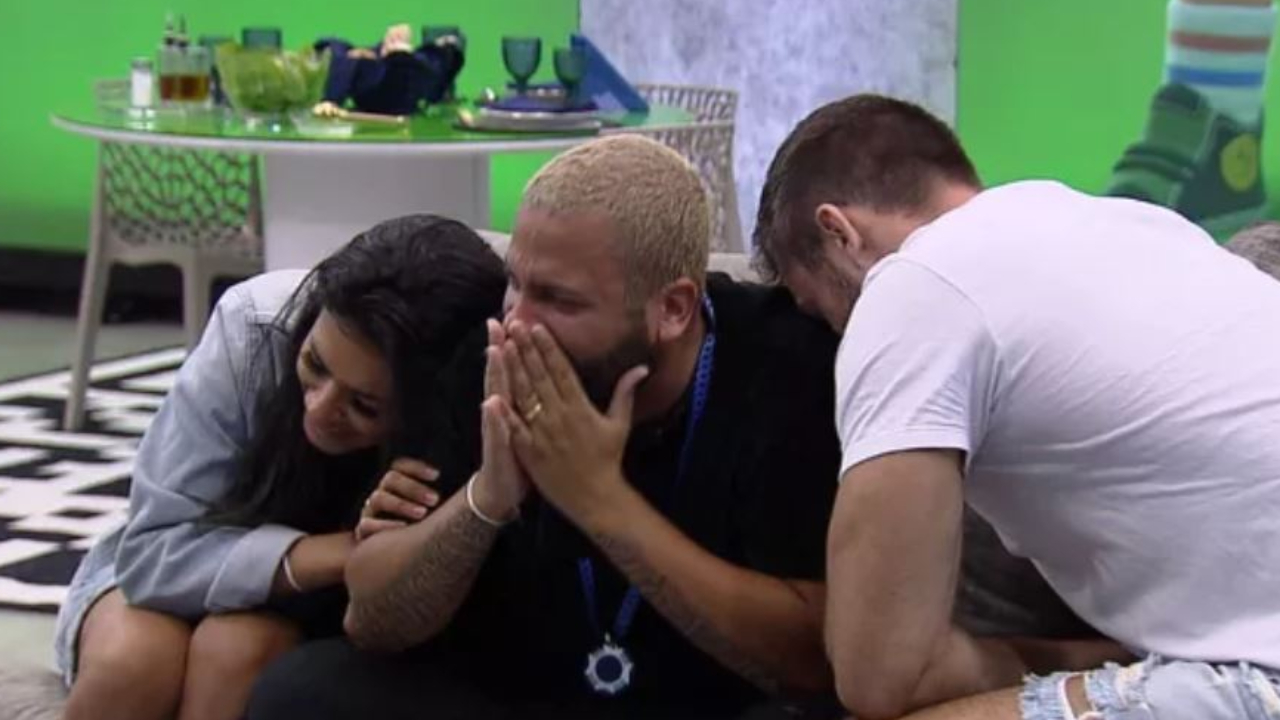 BBB21: Projota chora muito ao reencontrar a filha recém-nascida: ”Está muito linda!”