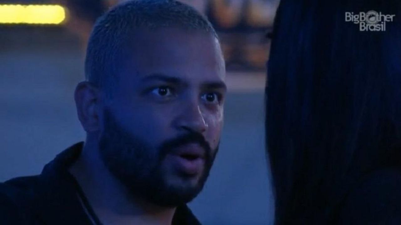 BBB21: Mais uma vez, Projota reclama da comida do reality e detona cardápio da festa: “Não tava legal”