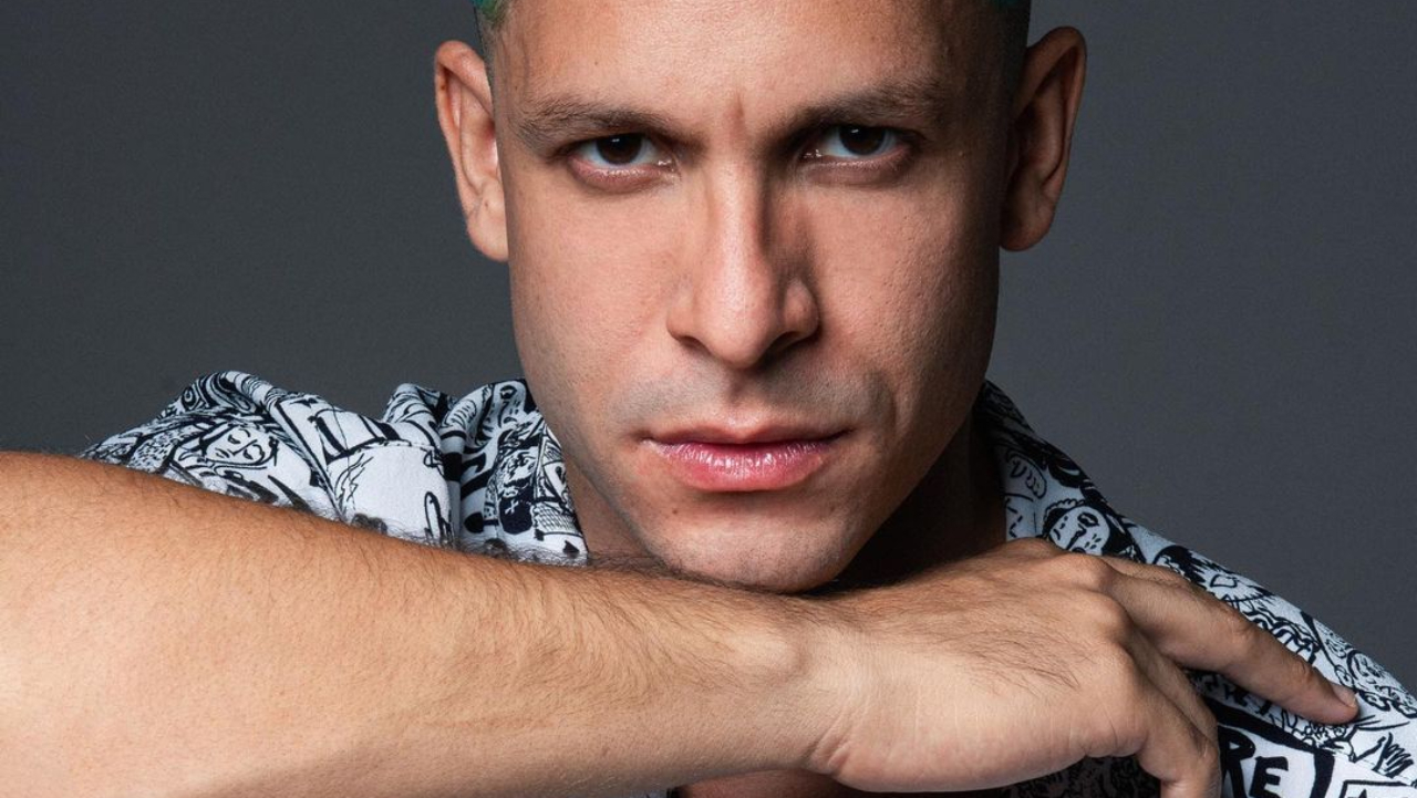 Rainer Cadete faz transformação radical e surge com novo visual para ‘Verdades Secretas 2’