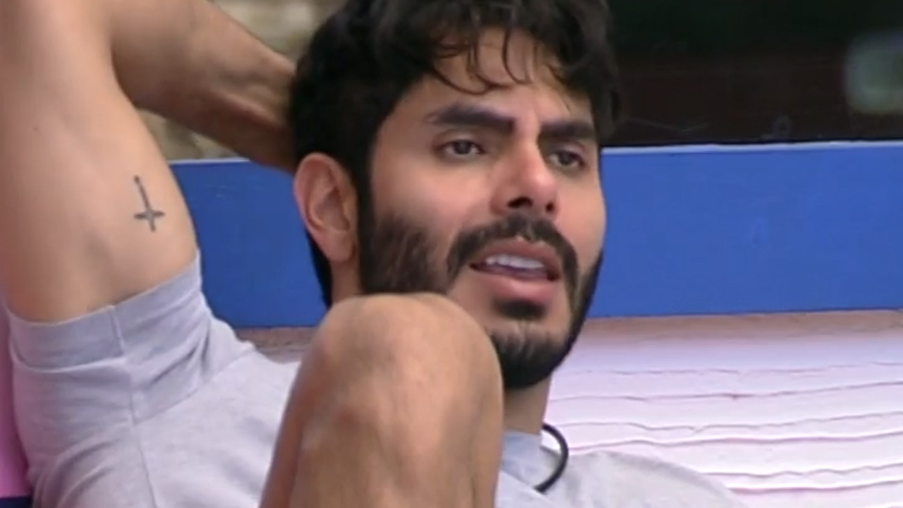 BBB21: Rodolffo revela que organizou festinha enquanto estava com sintomas de gripe: “10 a 15 pessoas”