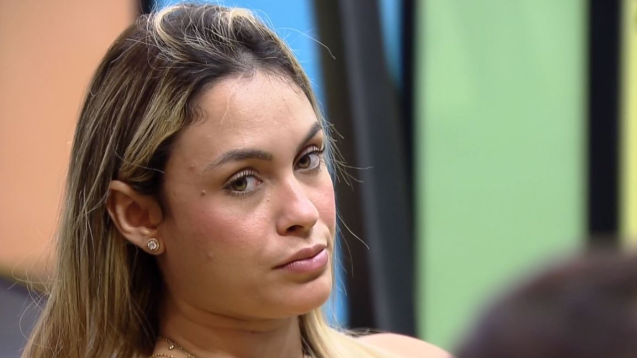 BBB21: Sarah fofoca e detona nova postura de Juliette: ”Ela está se perdendo”
