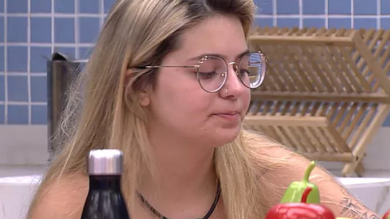 BBB21: Ressaca moral! Viih Tube se preocupa após mostrar demais na festa: “Brasil viu minha periquita”