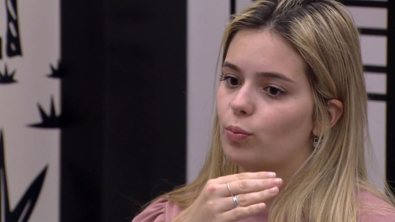 BBB21: Que gostoso! Câmera flagra Viih Tube comendo meleca do nariz e movimenta web
