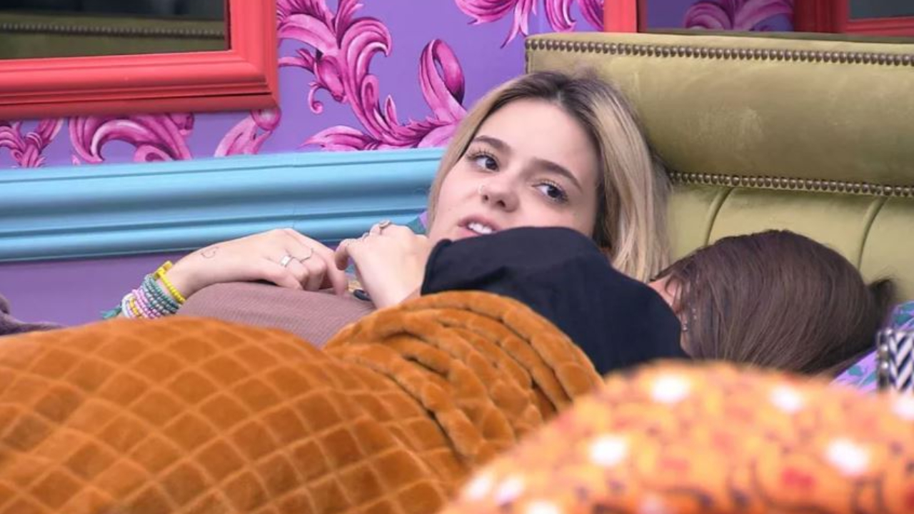 BBB21: Após conversa sincera, Viih Tube destorce fala de sister e supõe ciúmes de Thaís: ”Talvez, ela se magoe”