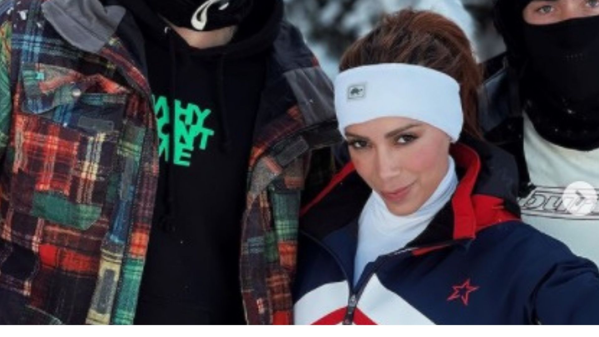Novo amor? Anitta é flagrada com ator norte-americano durante viagem internacional