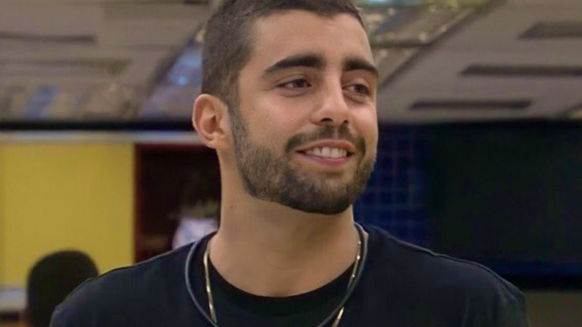 BBB22: Novo Viih Tube? Pedro Scooby justifica falta de banho: “Economizar pele”