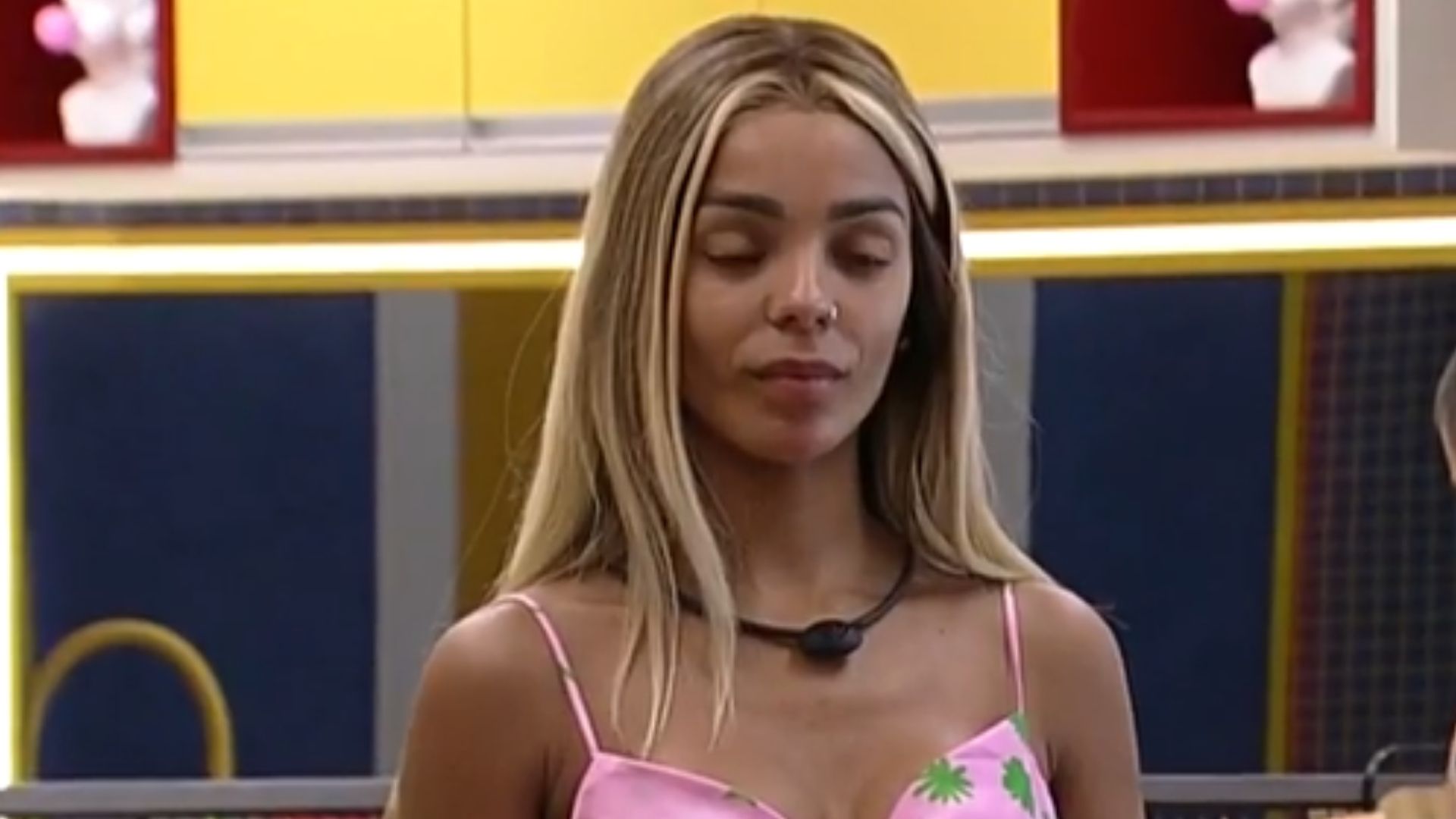 BBB22: Brunna Gonçalves recebe emoji de planta e debocha: “Me vesti para a pessoa”
