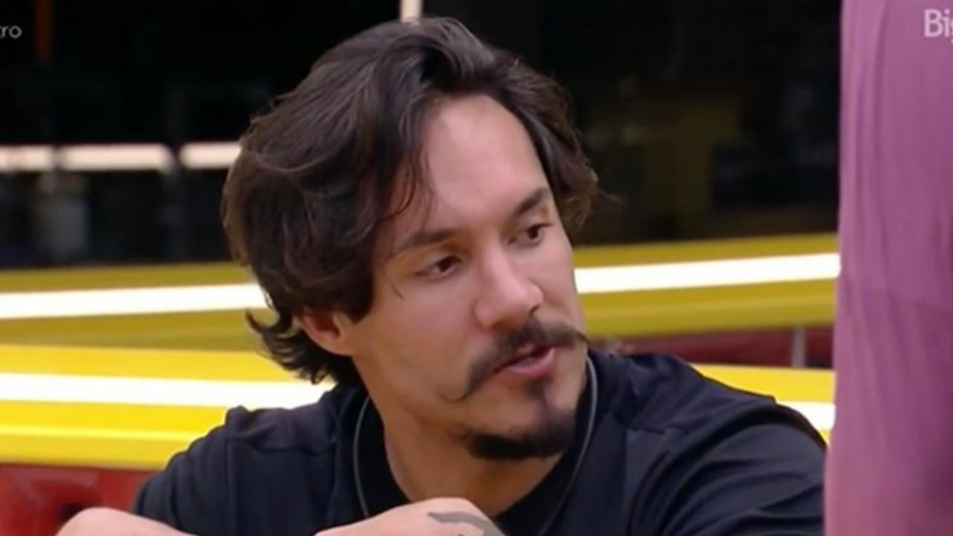 BBB22: Como assim? Eliezer revela ter deixado foto íntima pronta para ser vazada