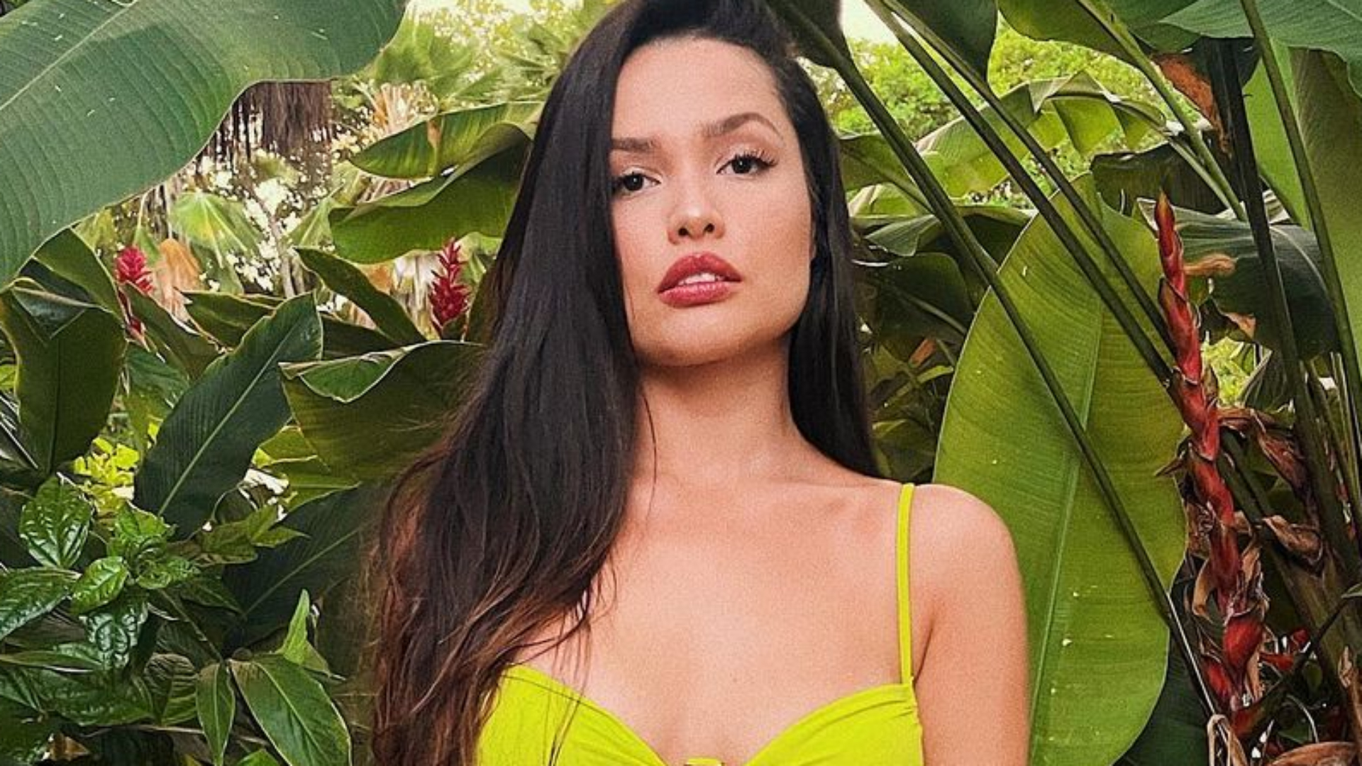 Ex-BBB Juliette Freire mostra novo abdômen sequinho e impressiona: “Divina”
