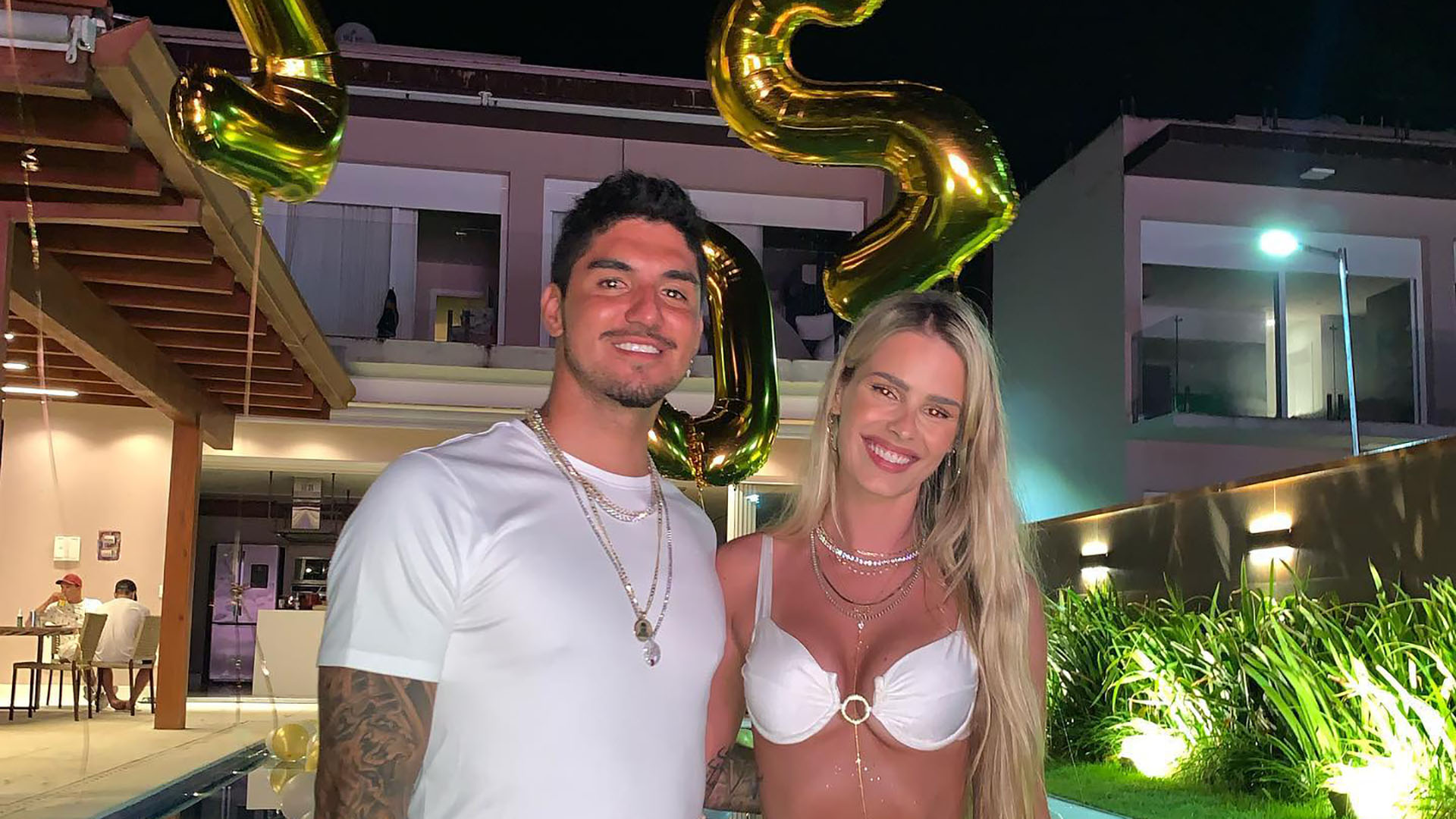 Acabou mesmo! Gabriel Medina coloca mansão onde vivia com Yasmin Brunet à venda