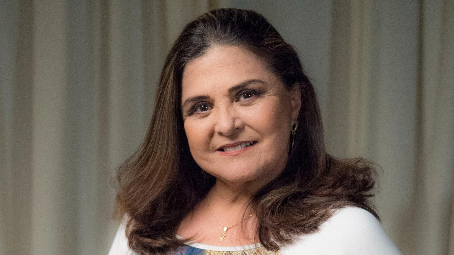 Com sequelas da Covid-19, Elizangela tem estado de saúde estabilizado: “Bem melhor”