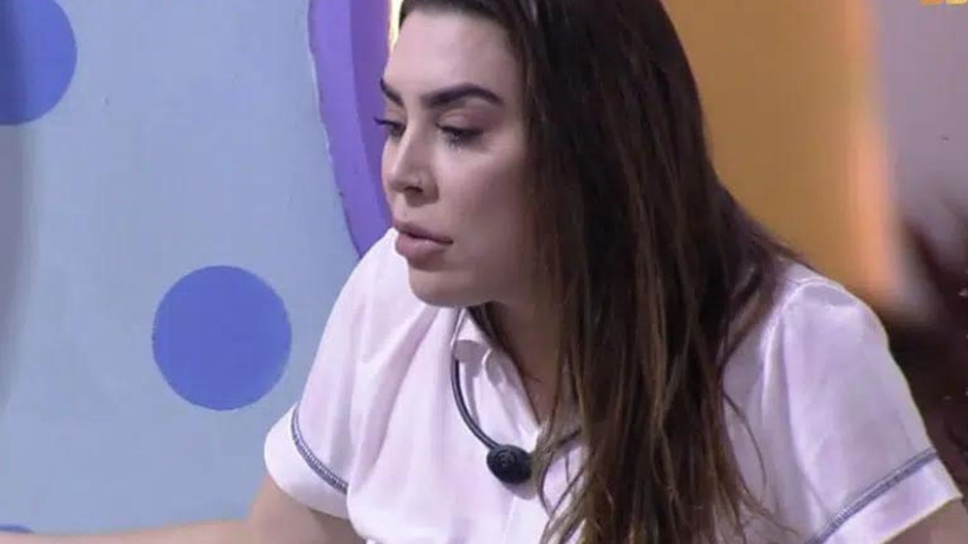 BBB22: Naiara dá come em sisters após paredão e propõe vingança: “Eu acordei”