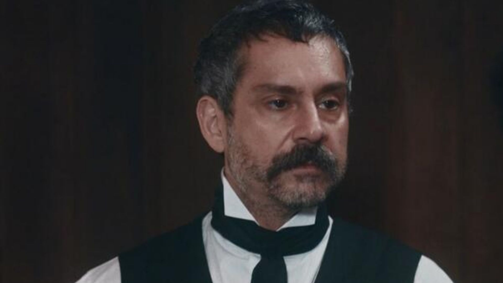 Nos Tempos do Imperador: Tonico arma destino cruel para filha de Dolores: “Estorvo”