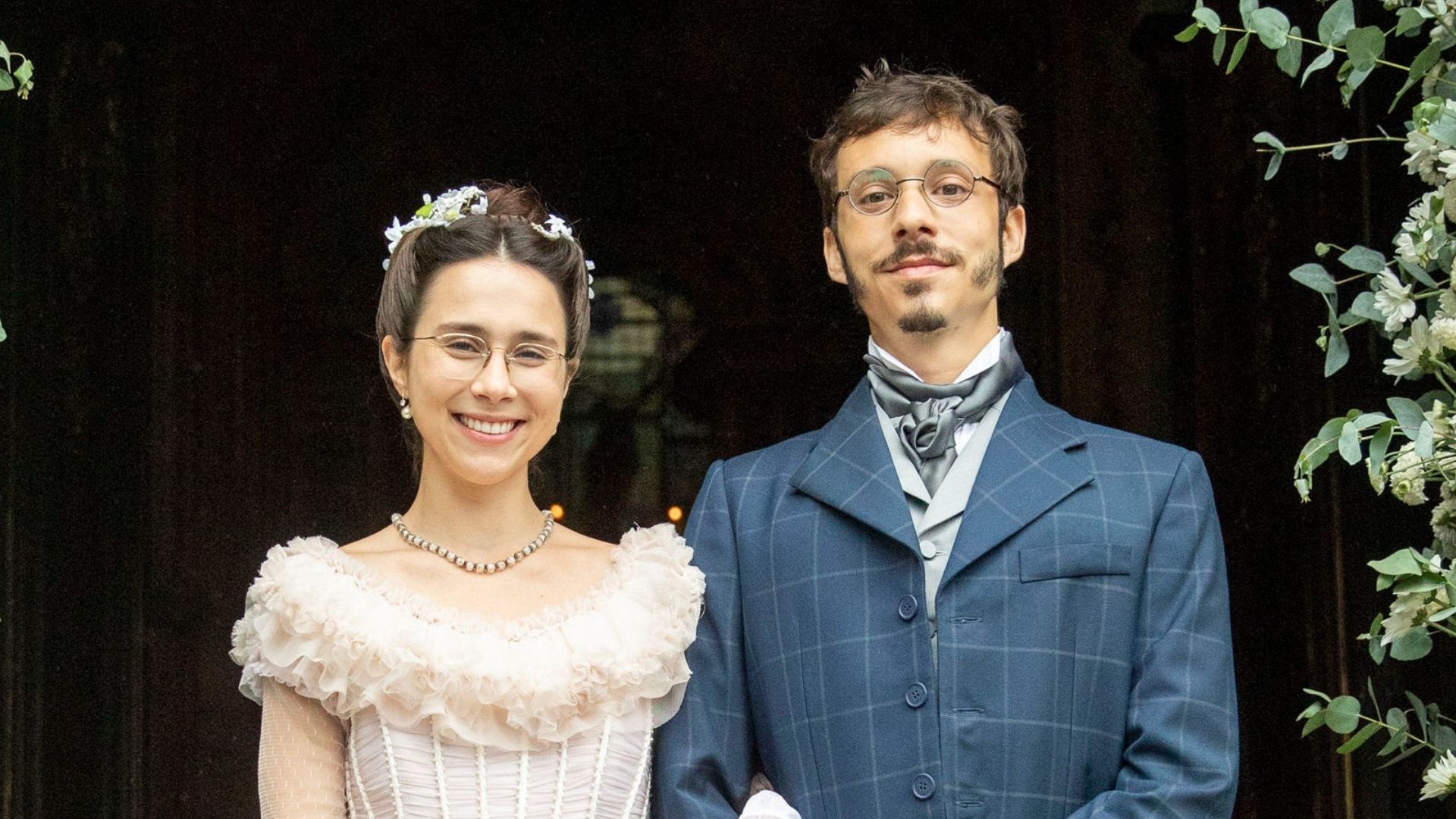 Nos Tempos do Imperador: Nélio e Dolores se casam e deixam passado de tristeza para trás