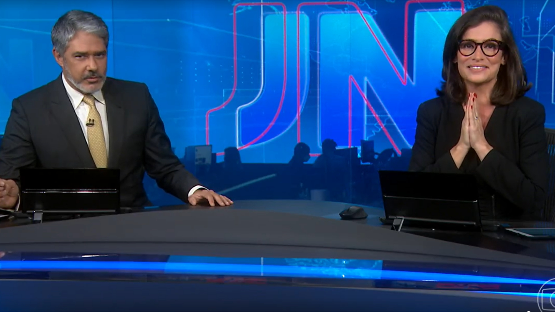 Renata Vasconcellos volta ao Jornal Nacional após Covid: “Prazer estar de volta”