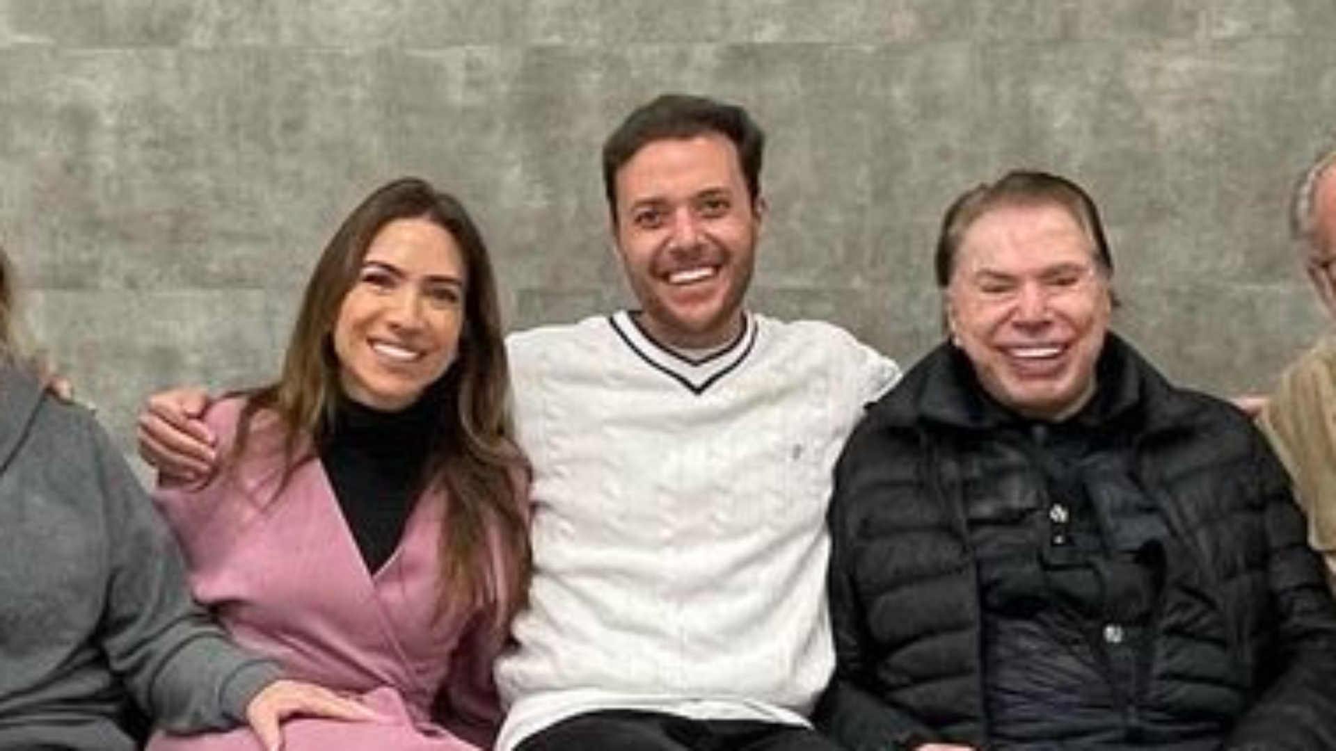 Silvio Santos reúne filhas e faz rara aparição em família: “Abençoados”