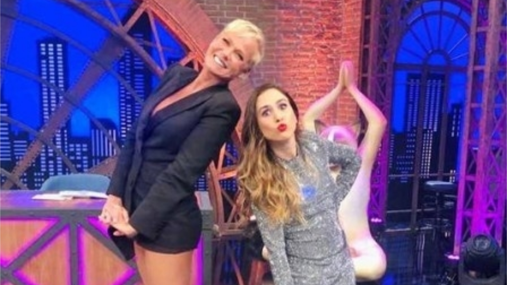 Tatá posta foto com Xuxa quando criança e brinca: “Ínicio de um sonho/deu certo”