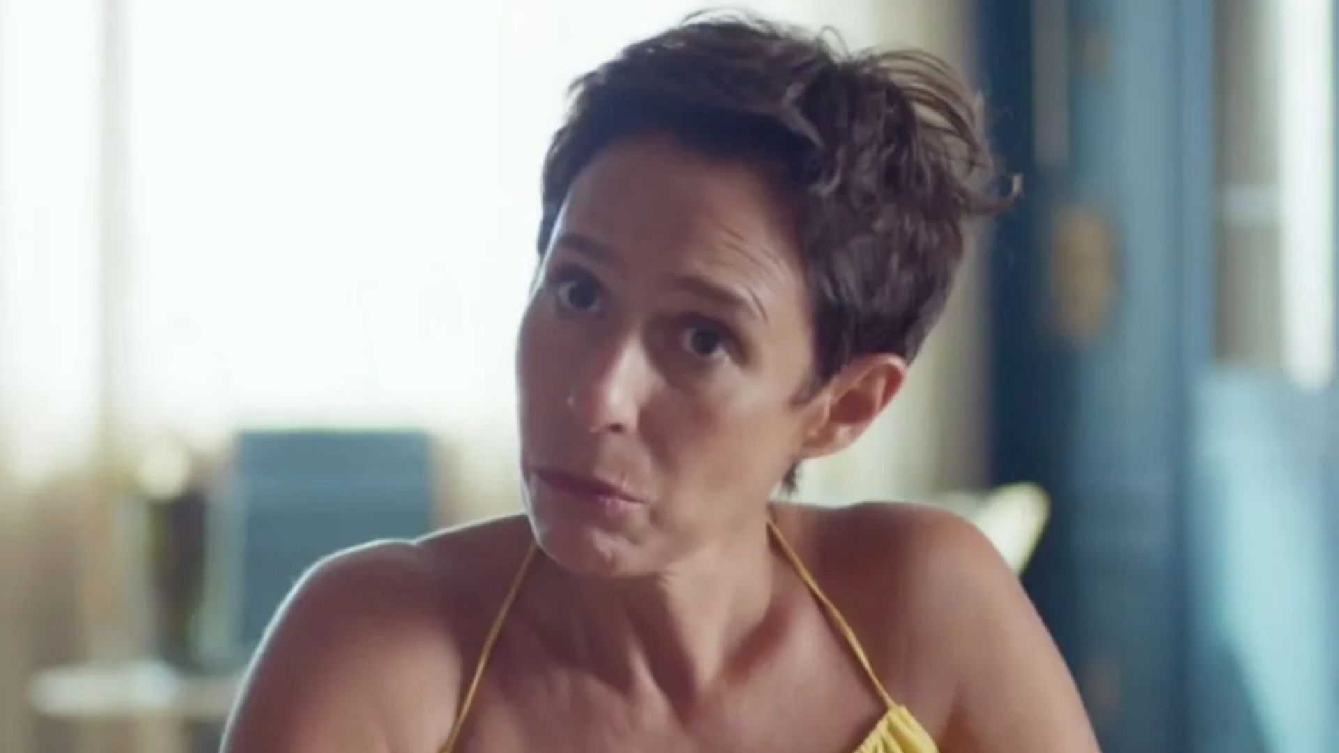 Um Lugar ao Sol: Rebeca toma decisão e é desprezada por Felipe: “Não me liga”