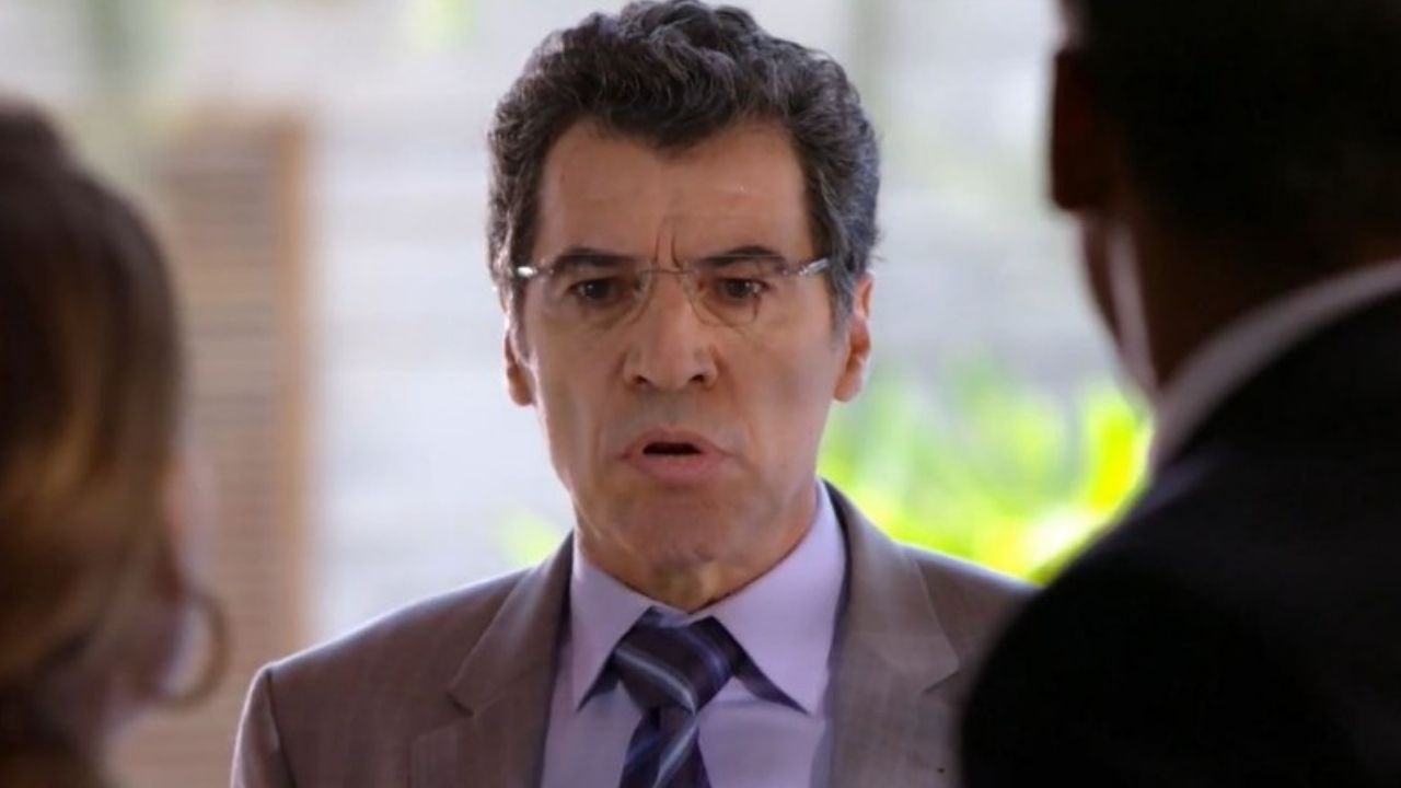 A Vida da Gente: Jonas prova do próprio veneno e flagra Cris aos beijos com Matias: “Debaixo do meu nariz”