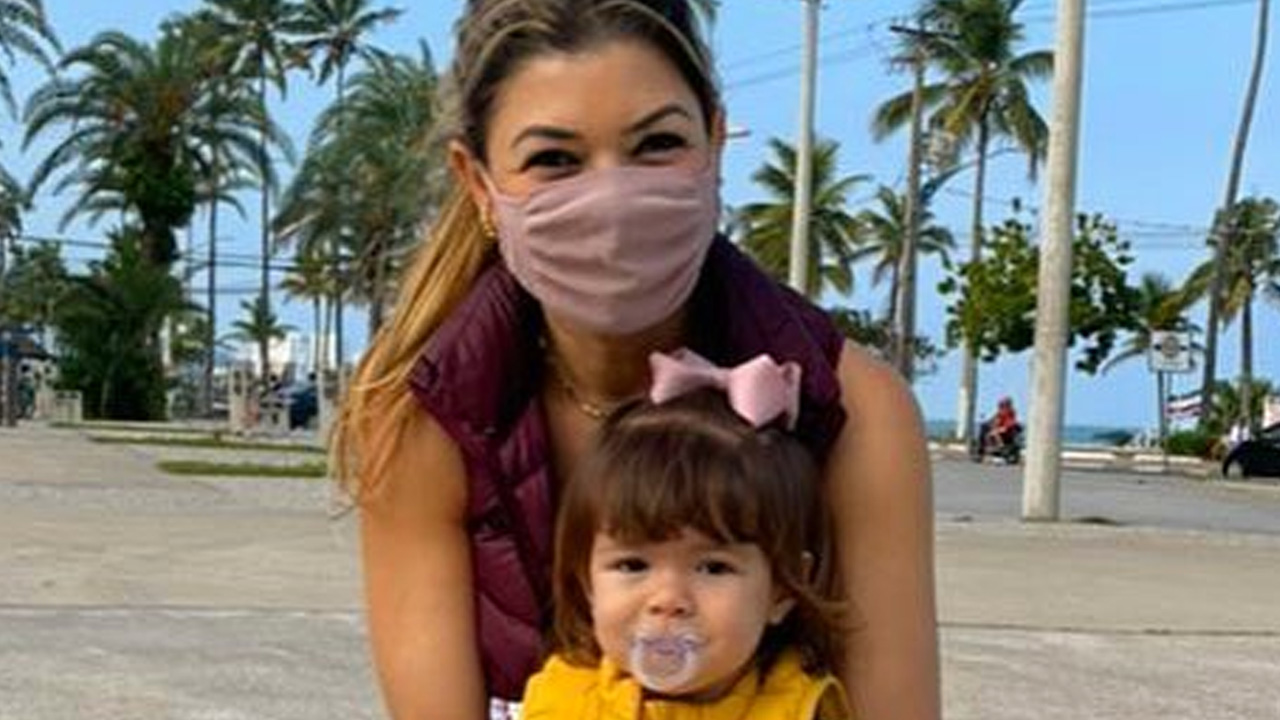 Amanda Françozo e filha de um ano são diagnosticadas com Covid-19: “Notícia que nunca gostaria de dar”