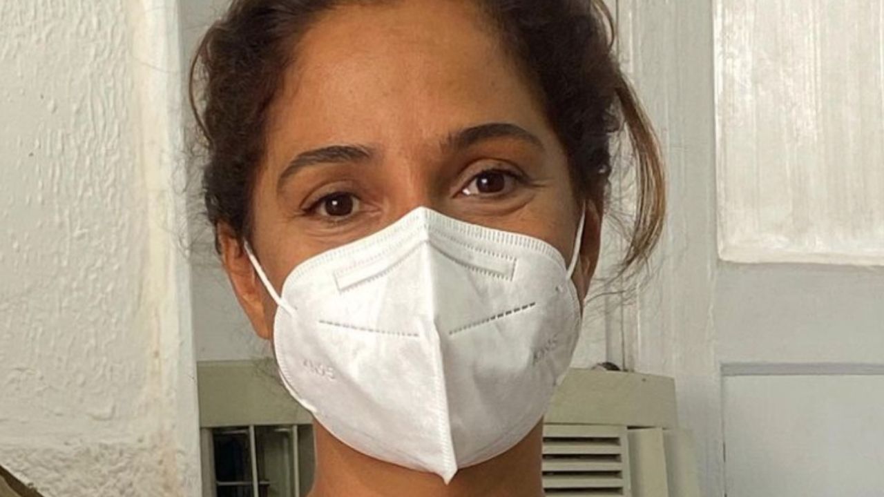 Camila Pitanga pede a saída de Jair Bolsonaro ao ser vacina contra a Covid-19: “Esperei por esse momento”