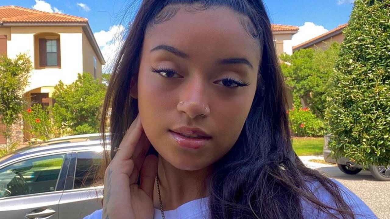 Filha de Carla Perez e Xanddy desembolsa R$ 7 mil em tatuagem no antebraço: “Demorou 8 horas”