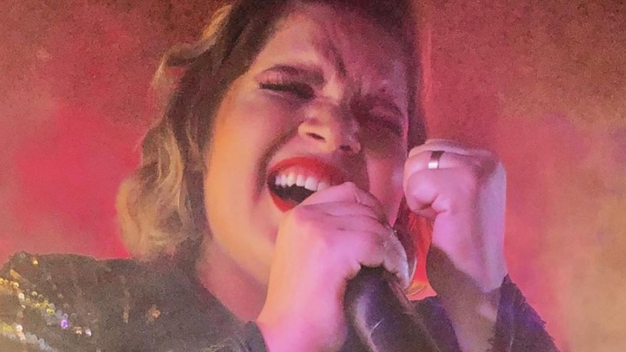 Família anuncia a morte de cantora de 26 anos após complicações da Covid-19: “Coração despedaçado”