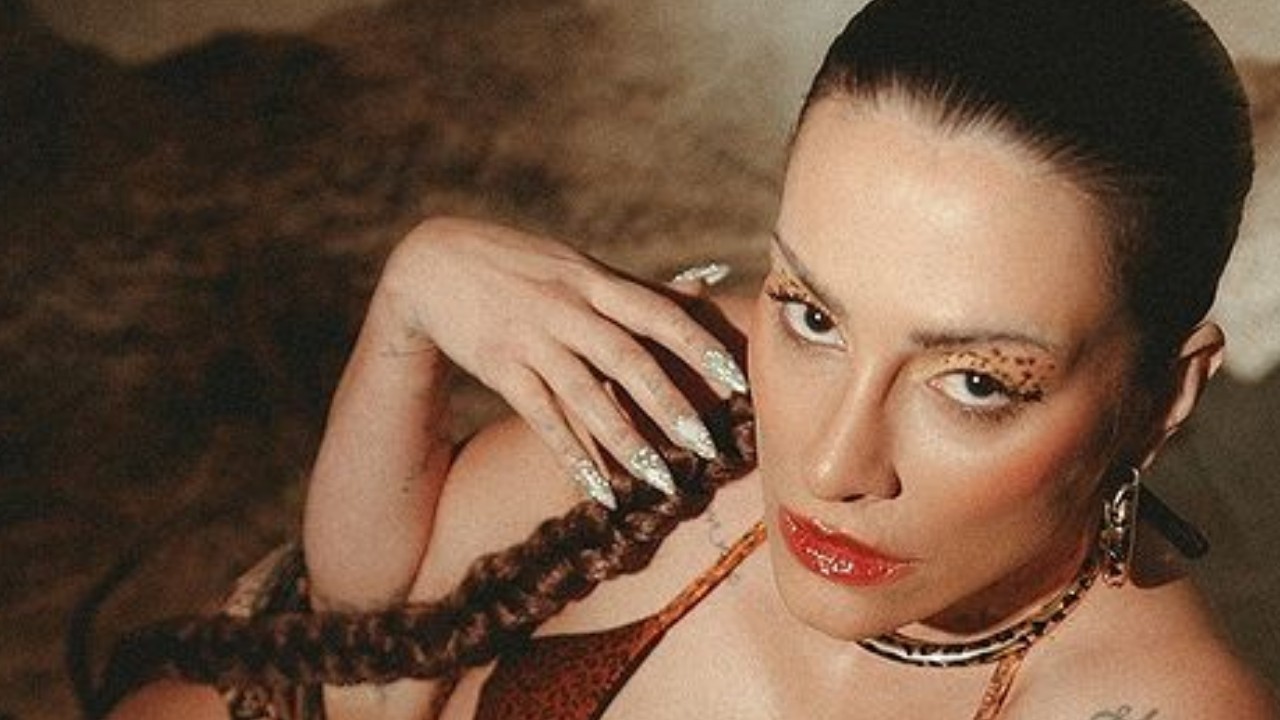 Sensualidade e beleza de Cleo Pires viram centro dos holofotes após clique de biquíni de onça: “Roubou a beleza do mundo”