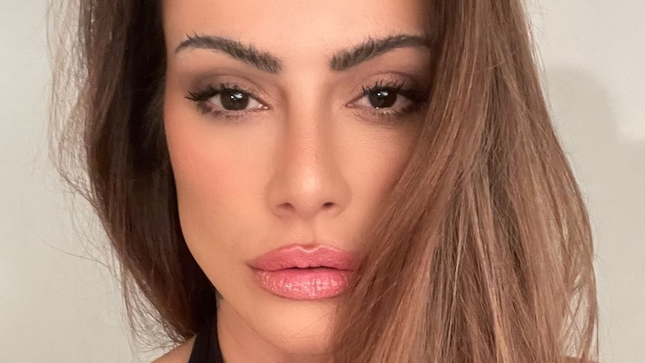 Cleo decide se casar em cerimônia intimista em segredo em Minas Gerais, segundo colunista