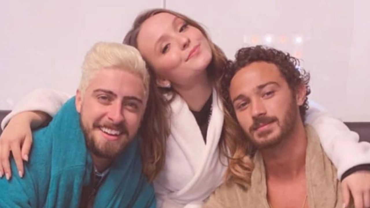 Dois anos depois, Larissa Manoela reencontra Eike Duarte e André Luiz Frambach, amigos do filme ‘Modo Avião’: “Muita risada”