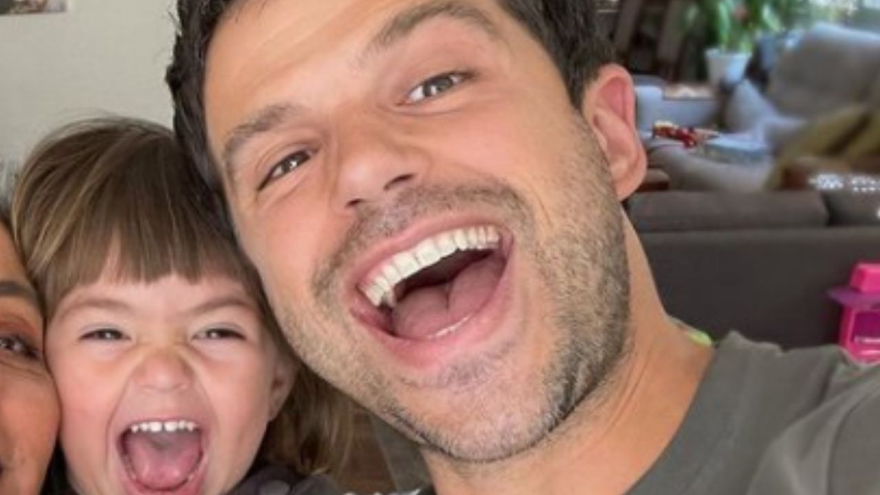 Duda Nagle publica registro da mãe com Zoe em comemoração ao Dia dos Avós e se derrete: “Viva a vovó Êda!”