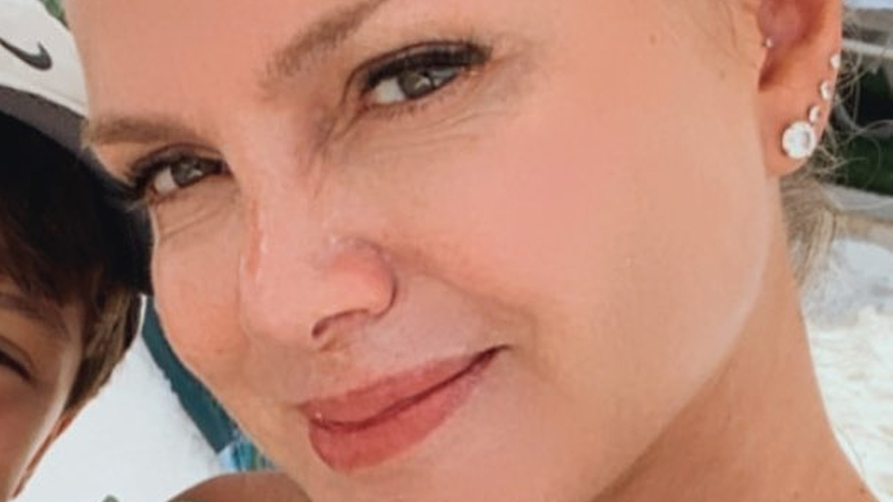 Eliana posa em clique raro com o filho mais velho, Arthur, e surpreende seguidores: “Cada dia mais lindo”