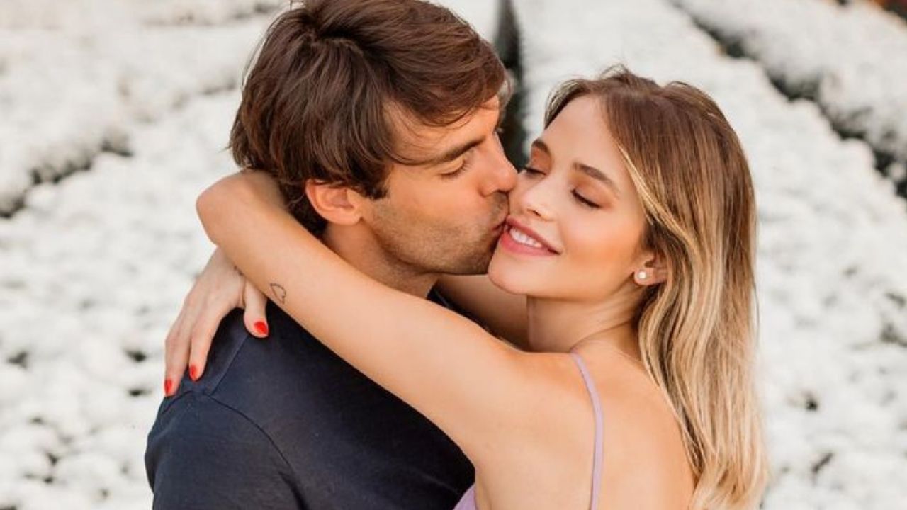 Esposa do Kaká mostra rotina agitada da família em clique divertido: “Amo muito”