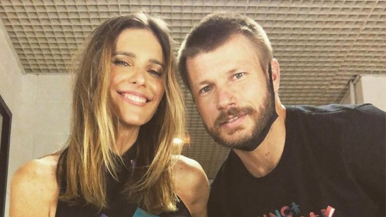 Rodrigo Hilbert flagra a filha caçula imitando gestos de Fernanda Lima fazendo yoga: “Coisa mais linda”