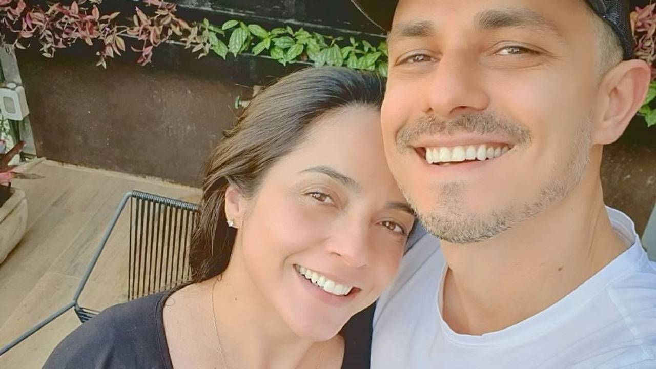 Mãe aos 40, Izabella Camargo mostra clique inédito do parto da filha e comove fãs: “Lembrança eterna”