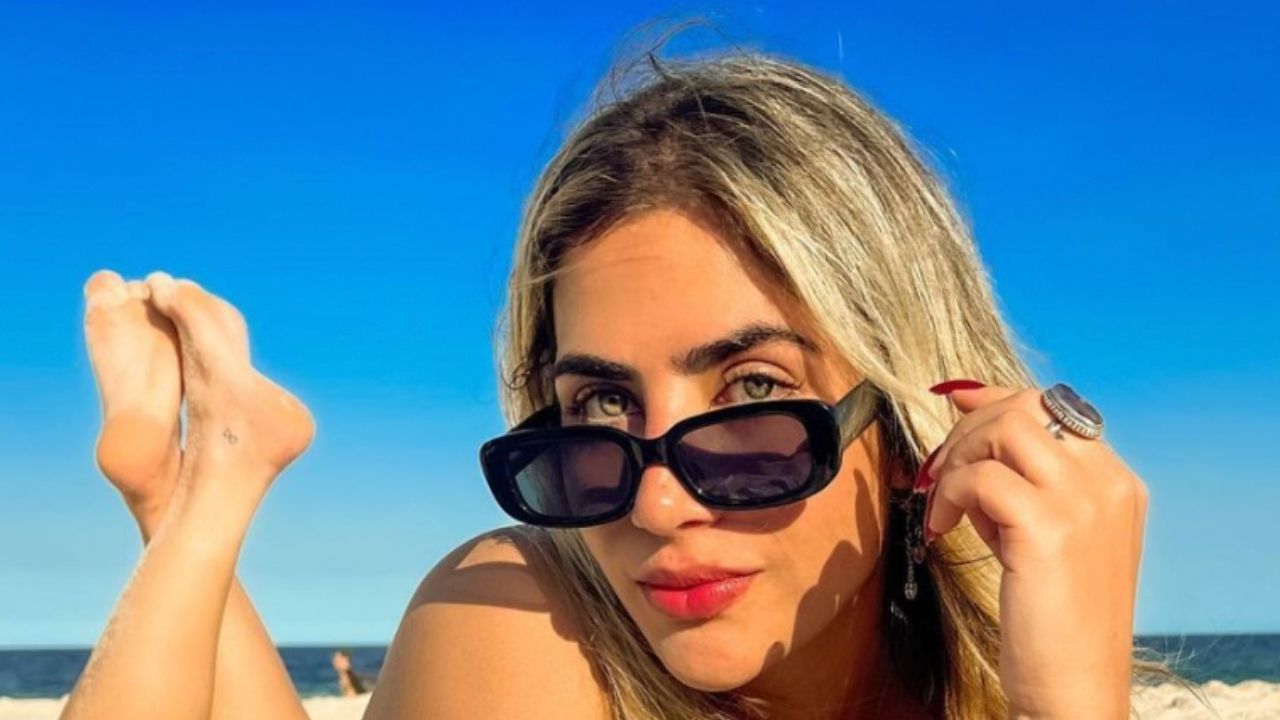 Magérrima, filha de Leonardo exibe corpão de biquíni após perder 30 kg: “Espetáculo”