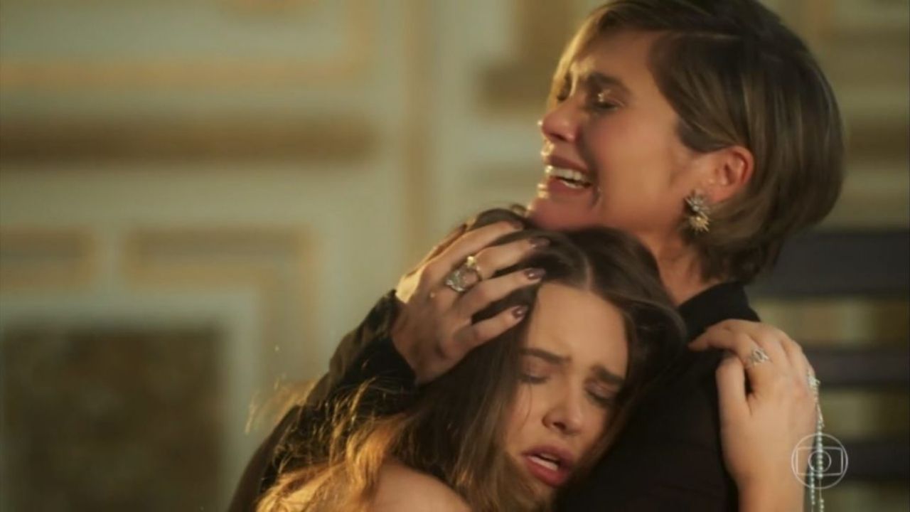 Cena da revelação de Luna para Helena em ‘Salve-se Quem Puder’ gera comoção: “Uma das melhores da novela”