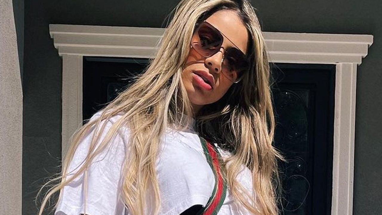 Lexa exibe abdômen sarado em look fresquinho e é coberta de elogios por seguidores: “Bonequinha”