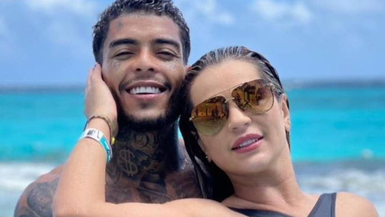 MC Kevin teve briga que acabou em sangue após esposa impedi-lo de comprar casa para a mãe, diz colunista