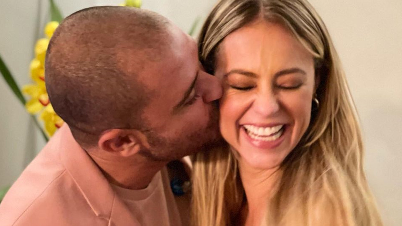 Paolla Oliveira e Diogo Nogueira assumem romance e posam no maior chamego: “Estamos felizes”