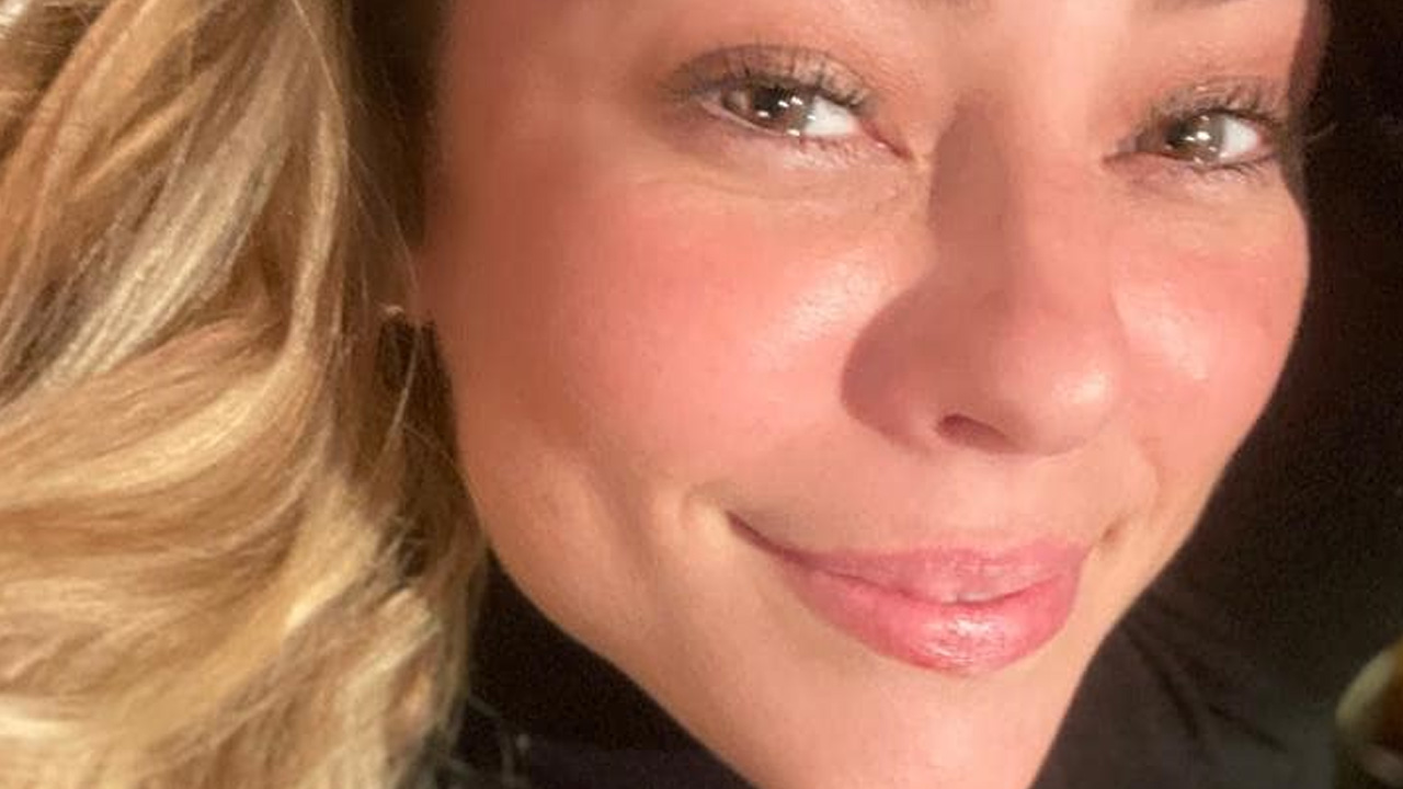 Paolla Oliveira dispensa a maquiagem e posa relaxando antes de competir na ‘Super Dança dos Famosos’: “Linda demais”