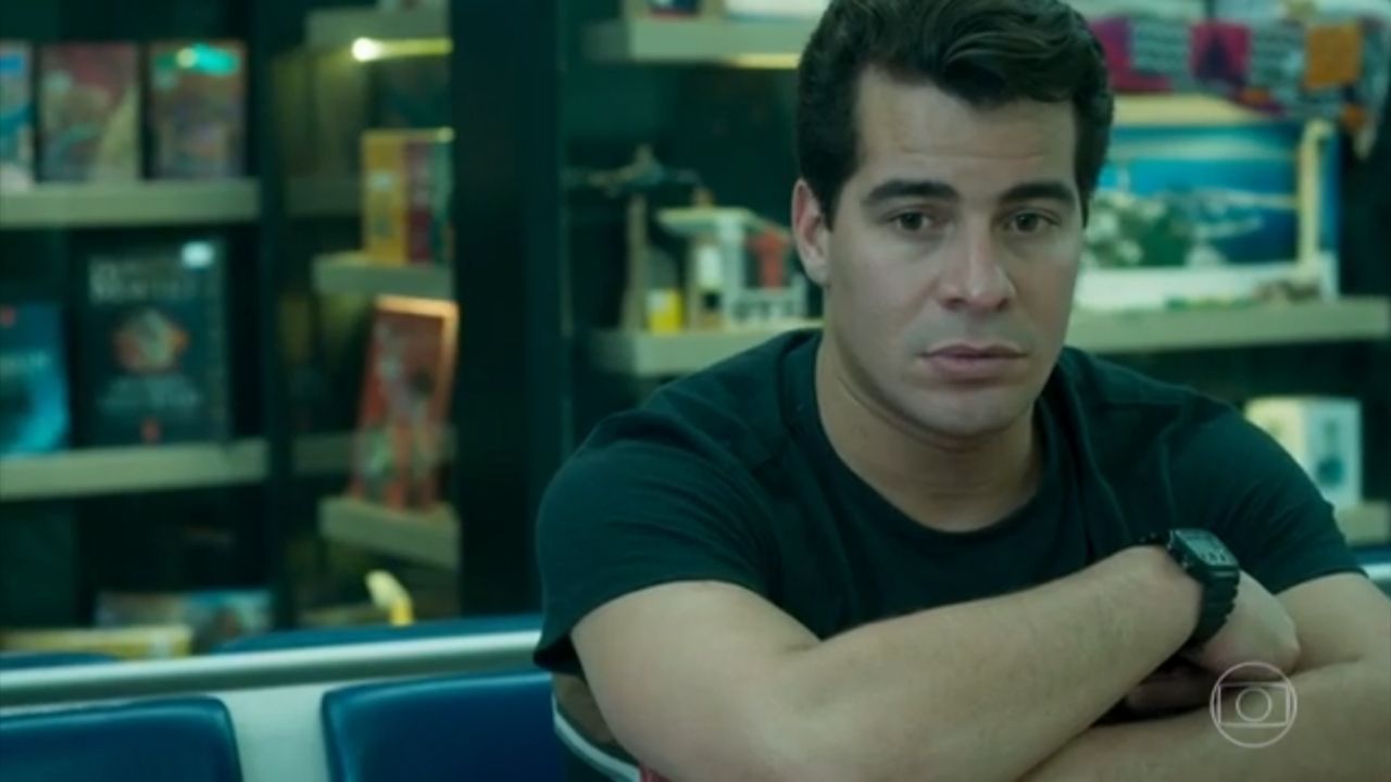 Pega Pega: Júlio decide devolver dinheiro do roubo do hotel após se apaixonar por Antônia: “Digno de você”