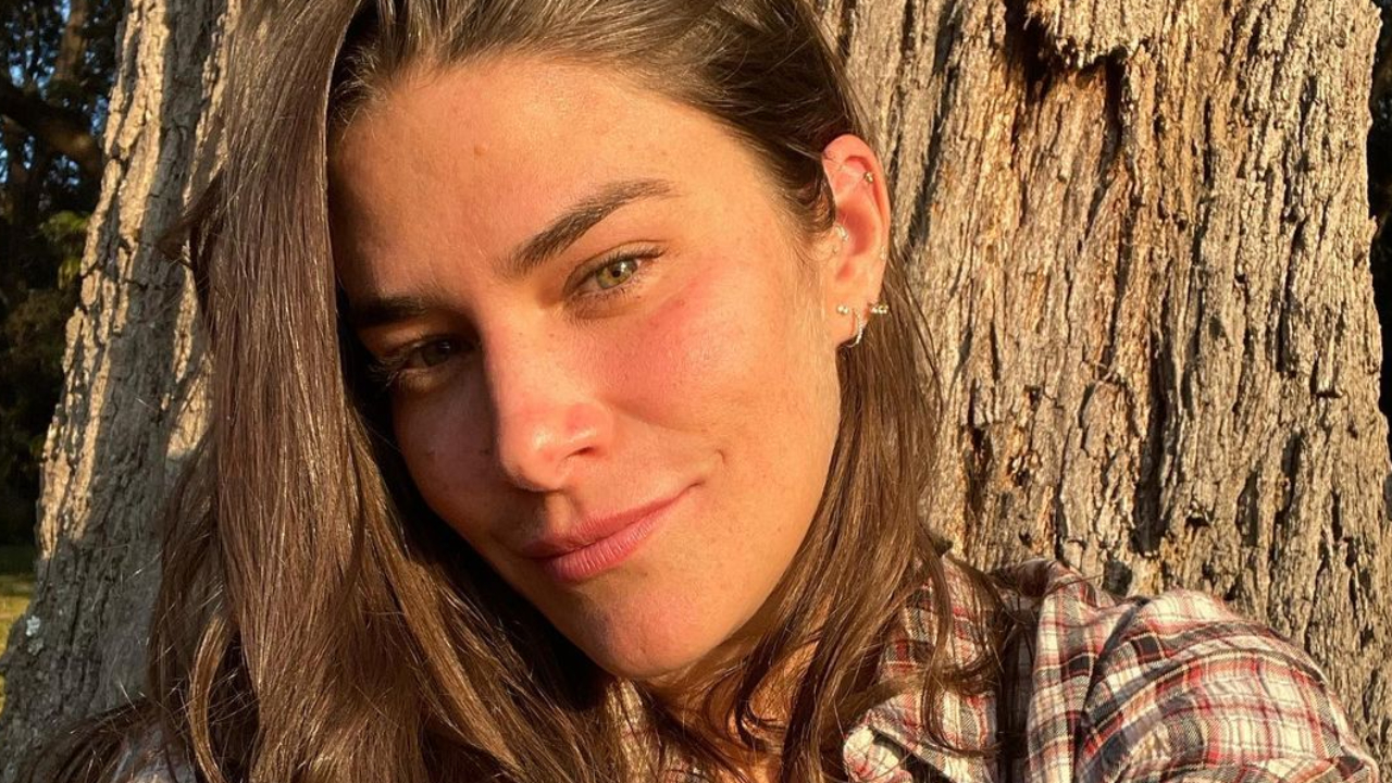 Renovada! Priscila Fantin radicaliza e coleciona elogios ao apresentar os novos fios loiros: “Que gata!