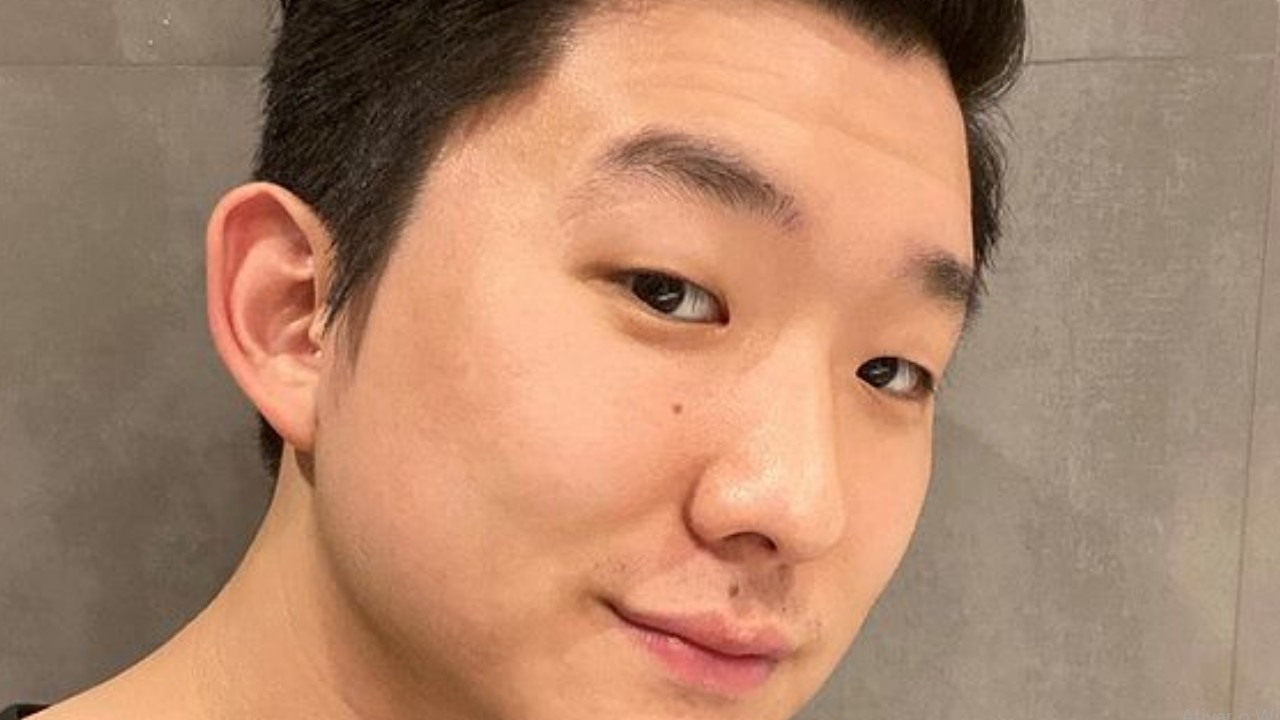 Ex-BBB Pyong Lee deleta publicações sobre o ‘Ilha Record’ após cenas de possível traição irem ao ar