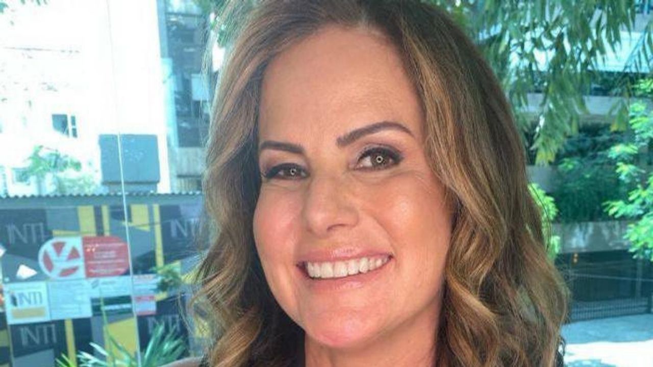Renata Ceribelli publica clique raro dos filhos gêmeos de 31 anos: “Fazem diferença nesse mundo”